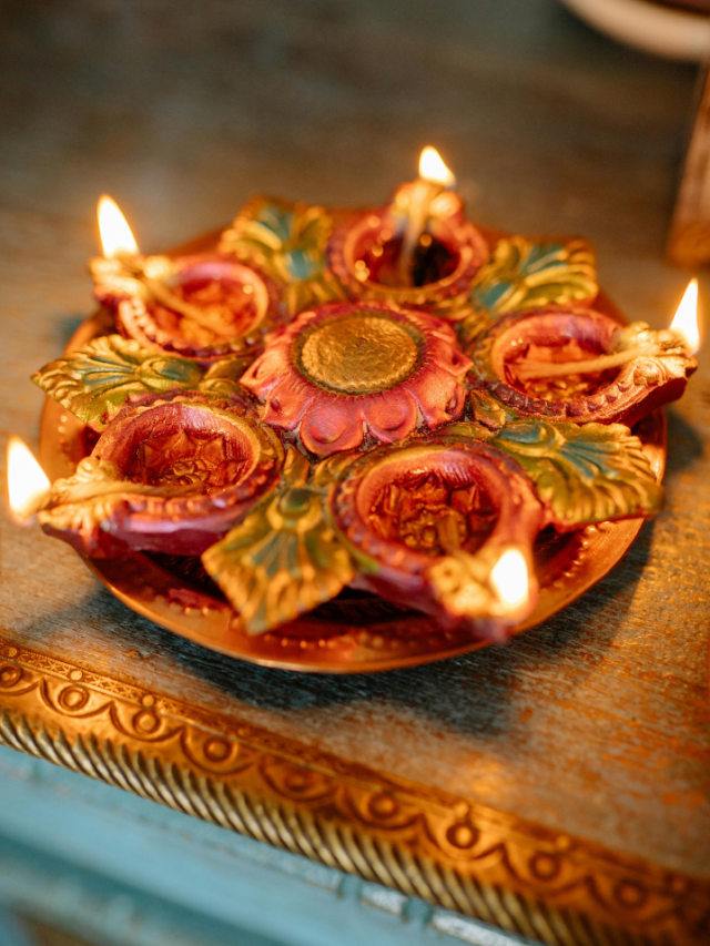 Deepavali: The Festival of Lights, Date is….